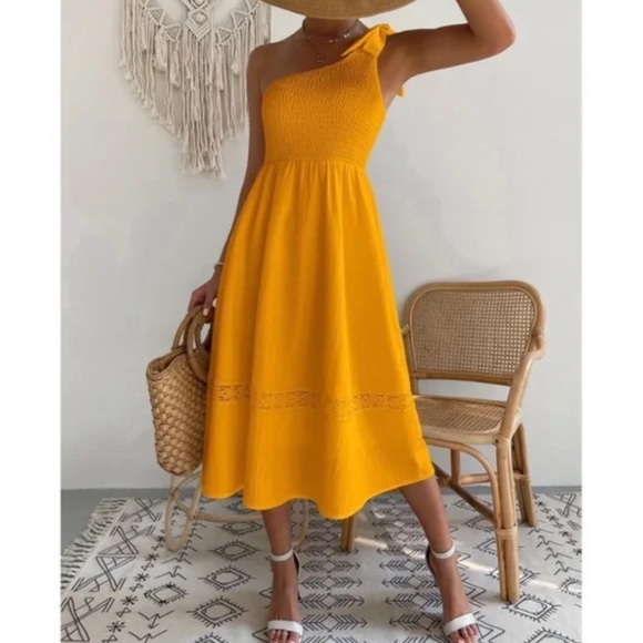 Boho One Shoulder Lace Minimalist Dress - Picture 3 of 8